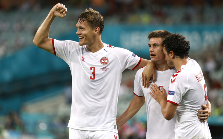 Thắng CH Czech 2-1, Đan Mạch vào bán kết Euro 2020