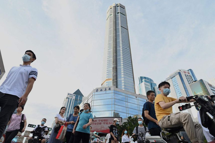 Trung Quốc cấm xây nhà chọc trời vì lo ngại an toàn - Ảnh 1.