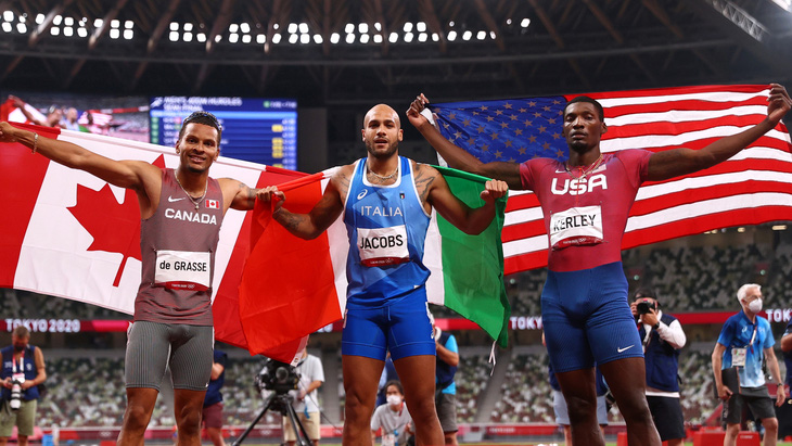 VĐV Ý vô địch nội dung chạy 100m tại Olympic 2020 - Ảnh 1.