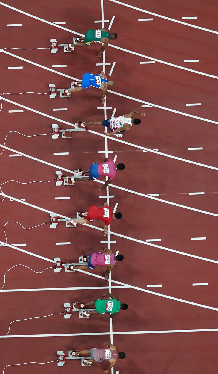 VĐV Ý vô địch nội dung chạy 100m tại Olympic 2020 - Ảnh 3.