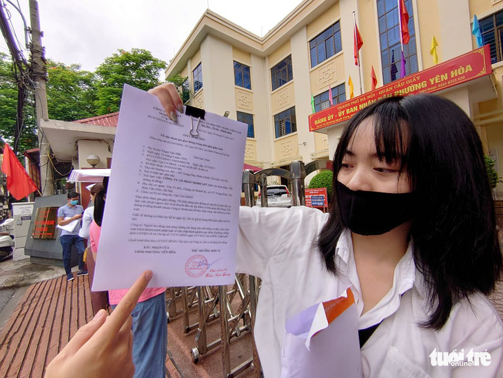 Người dân thở phào khi Hà Nội điều chỉnh công văn siết chặt giấy đi đường - Ảnh 2.