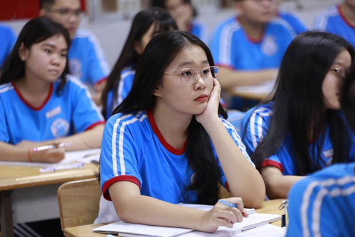 Ba công thức giáo dục toàn diện ấn tượng của trường THPT Việt  Âu - Ảnh 1.
