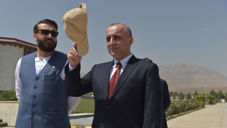 Phó tổng thống Afghanistan tuyên bố là lãnh đạo lâm thời, kêu gọi kháng chiến - Ảnh 1.