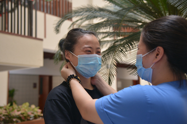 Thêm 170 cán bộ y tế Bệnh viện Bạch Mai chi viện cho TP.HCM - Ảnh 4.