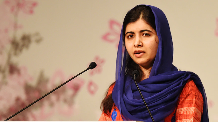 Malala Yousafzai, người từng bị Taliban bắn vào đầu, lo cho phụ nữ Afghanistan - Ảnh 1.