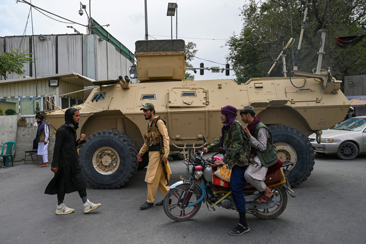 Các nhà ngoại giao cảnh báo Afghanistan sụp đổ từ tháng 7-2021 - Ảnh 1.