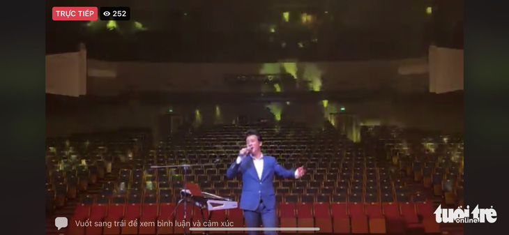 Ca sĩ Quang Hào một mình một sân khấu livestream hát cổ vũ tinh thần chống dịch - Ảnh 3.