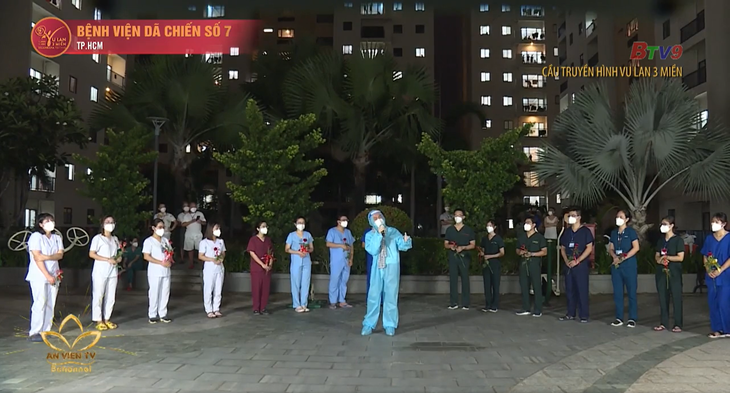 Quốc Đại mồ hôi nhễ nhại hát về cha mẹ, Trần Mạnh Tuấn lỗi hẹn biểu diễn tại bệnh viện dã chiến - Ảnh 2.
