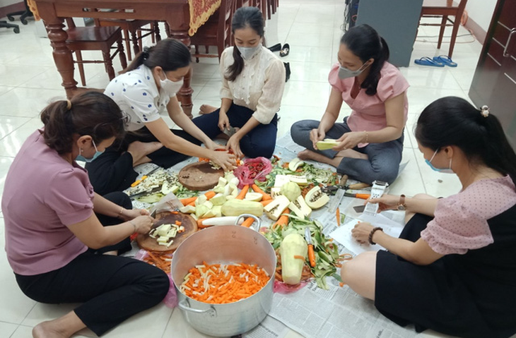 Bánh tét chiên ghiền dưa món - Ảnh 4.