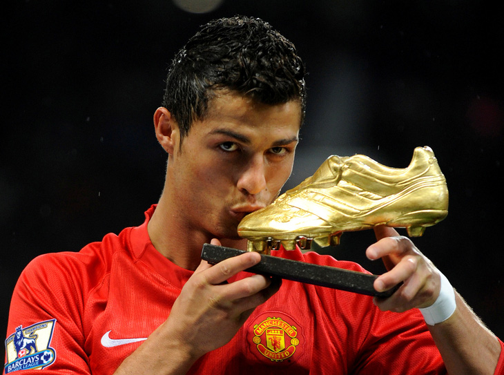Chính thức: Ronaldo trở lại Manchester United - Ảnh 1.