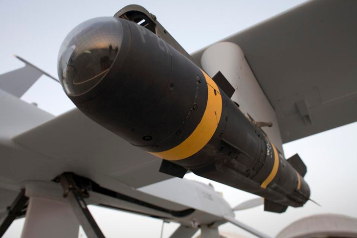 Tên lửa Mỹ dùng để không kích IS-K ở Afghanistan có gì đặc biệt? - Ảnh 1.