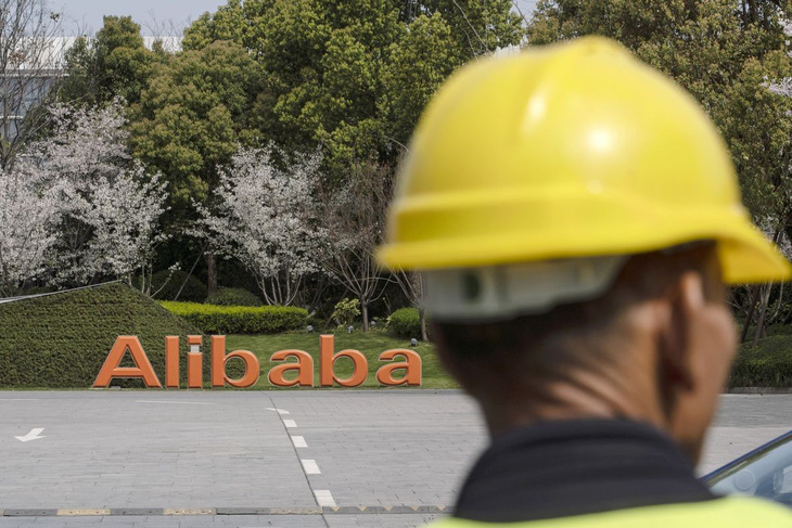 Alibaba sa thải 10 người làm lộ bê bối tấn công tình dục - Ảnh 1.