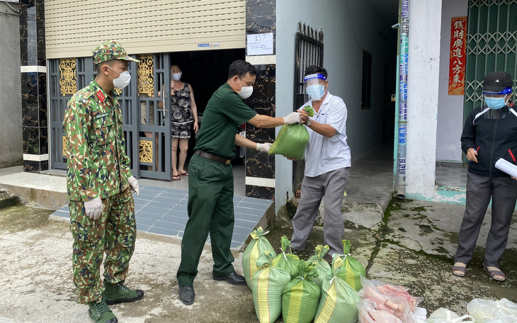 Chuyện ghi lại từ Tổng đài 1022