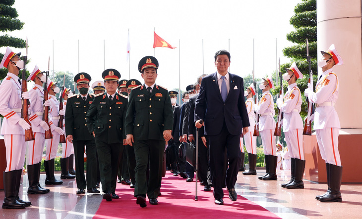 Bộ Quốc phòng hai nước Việt - Nhật ký kết chuyển giao thiết bị, công nghệ quốc phòng - Ảnh 1.