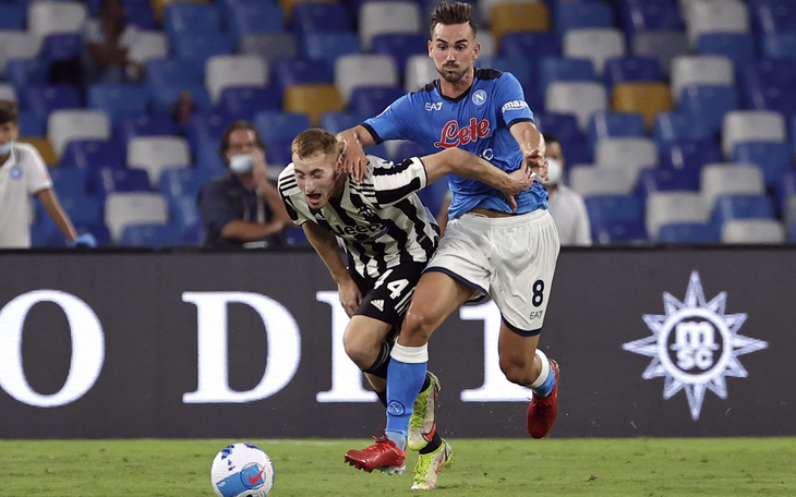 Thua ngược Napoli, Juventus tiếp tục chìm sâu trong khủng hoảng