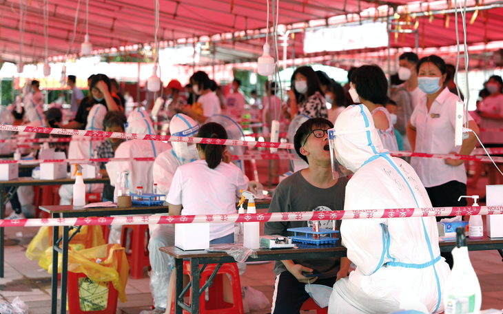Hơn 1 tỉ người Trung Quốc đã tiêm đủ 2 mũi vắc xin COVID-19
