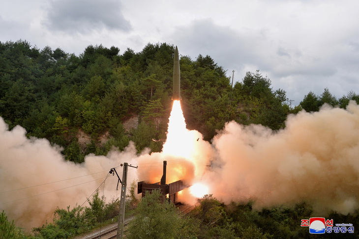 Bình Nhưỡng chỉ trích Mỹ hai mặt khi phản đối Triều Tiên thử nghiệm tên lửa - Ảnh 1.