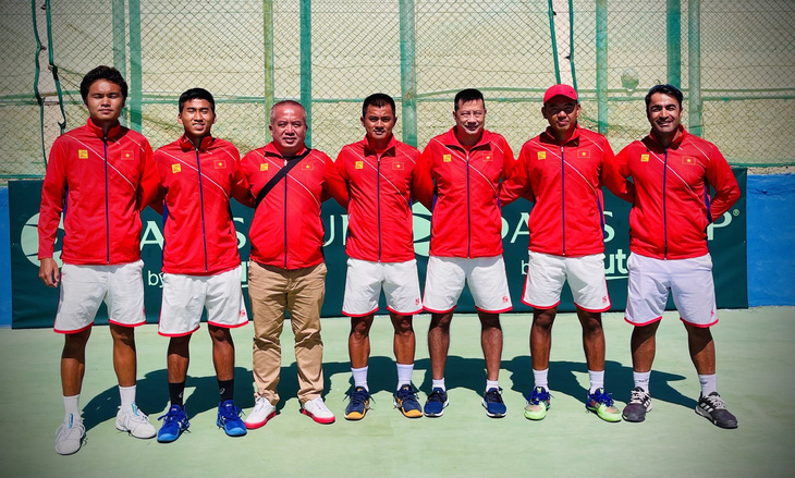 Thắng Malaysia, Việt Nam giành vé dự play-offs Davis Cup nhóm II thế giới - Ảnh 1.