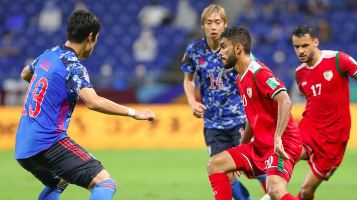 Địa chấn: Nhật Bản gục ngã trước Oman trên sân nhà - Ảnh 1.