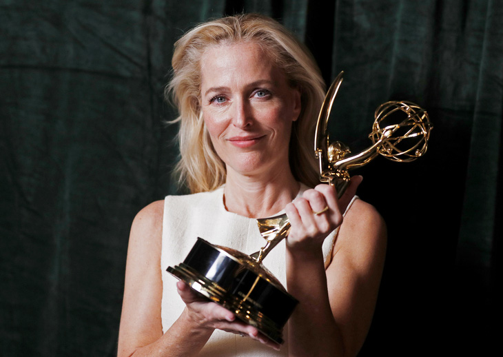 The Crown thắng áp đảo tại Emmy lần thứ 73 - Ảnh 1.