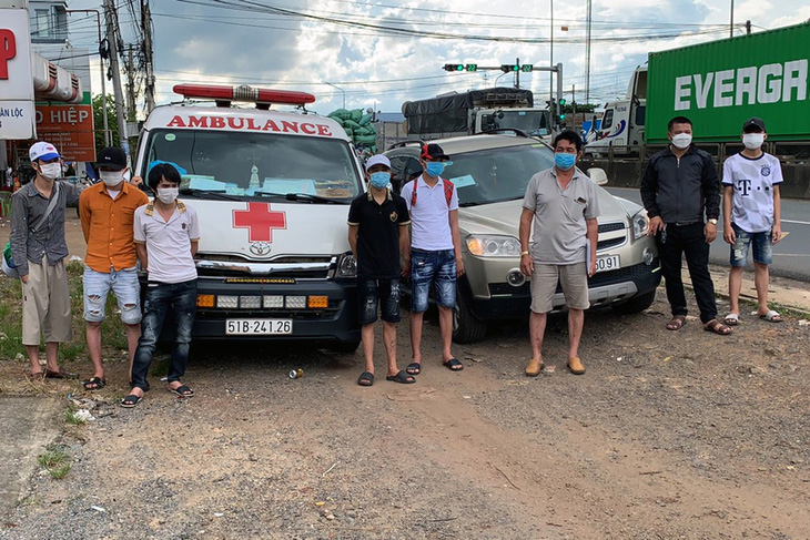 Phát hiện vụ chở lụi 6 người từ TP.HCM, Đồng Nai về Nghệ An, Hà Tĩnh bằng xe cứu thương - Ảnh 1.
