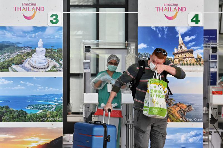 Thái Lan lùi lịch mở cửa Bangkok sang tháng 11 - Ảnh 1.