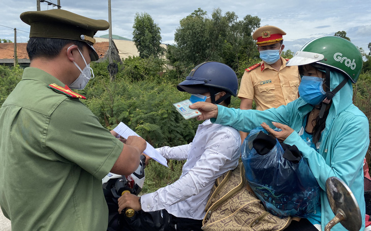 Quảng Nam áp dụng các biện pháp phòng dịch với người về từ Đà Nẵng