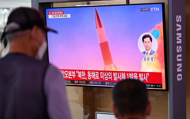 Triều Tiên dùng tên lửa thử Mỹ, Hàn - Ảnh 1.