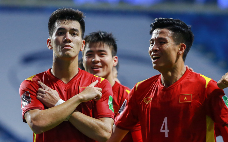 Tiến Linh và Bunmathan vào danh sách đề cử Cầu thủ xuất sắc nhất châu Á 2021