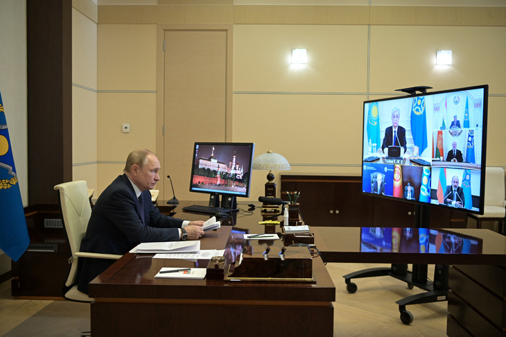 Ông Putin bác cáo buộc binh sĩ Nga sẽ ở lì tại Kazakhstan - Ảnh 1.