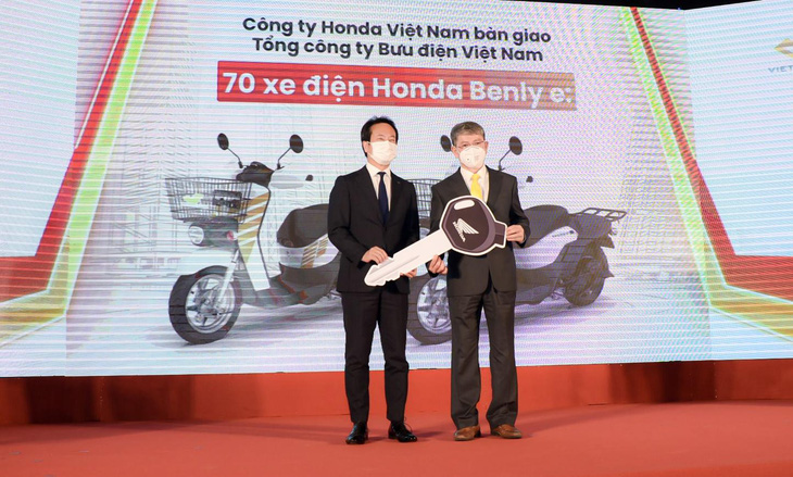 HVN cùng Vietnam Post triển khai thí điểm dự án sử dụng xe điện giao hàng - Ảnh 4.