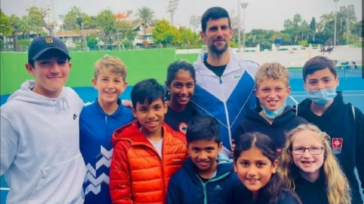 Djokovic có thể bị phạt tù vì khai báo gian dối - Ảnh 1.