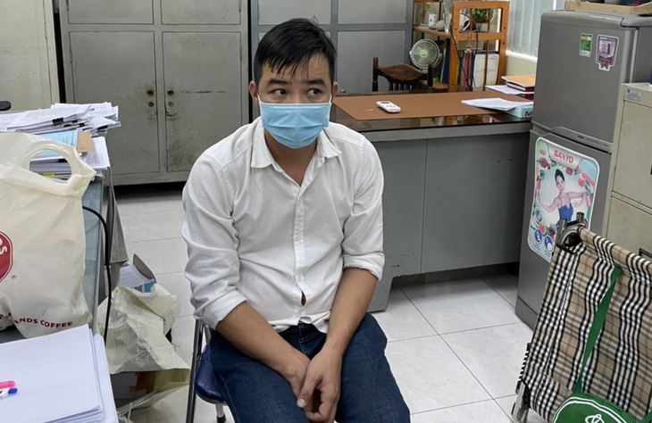 Vụ Việt Á: Khởi tố nhân viên phòng vật tư Bệnh viện TP Thủ Đức - Ảnh 2.