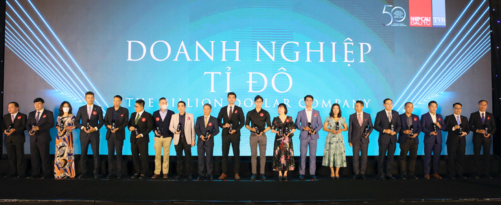Bảng xếp hạng 50 công ty kinh doanh hiệu quả nhất Việt Nam vinh danh Masan Group - Ảnh 2.