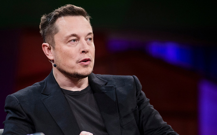 Mất gần 50 tỉ USD chỉ trong 3 tuần, Elon Musk vẫn giàu nhất thế giới - Ảnh 1.