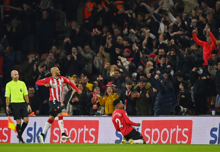 Southampton cắt đứt mạch chiến thắng của Man City - Ảnh 1.