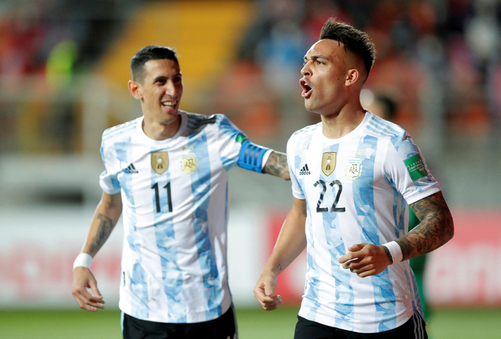 Argentina đá bại Chile, Brazil hòa Ecuador - Ảnh 2.
