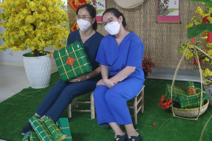 Tin sáng 4-2: Việt Nam sẽ triển khai tiêm vắc xin COVID-19 cho trẻ 5-11 tuổi theo cách tự nguyện - Ảnh 1.