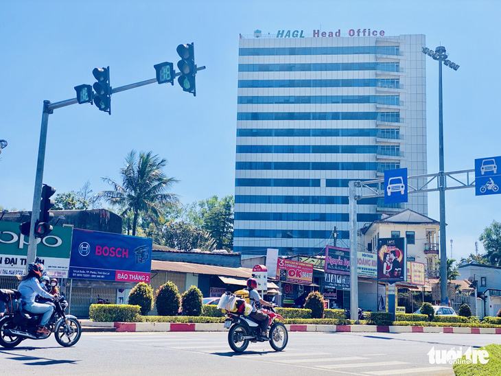 Án hủy niêm yết treo lơ lửng trước cửa Hoàng Anh Gia Lai, Vietnam Airlines - Ảnh 1.