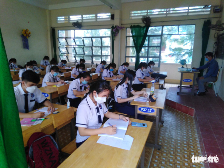 Học sinh Tiền Giang từ lớp 7 đến lớp 12 đi học lại từ ngày 7-2 - Ảnh 2.