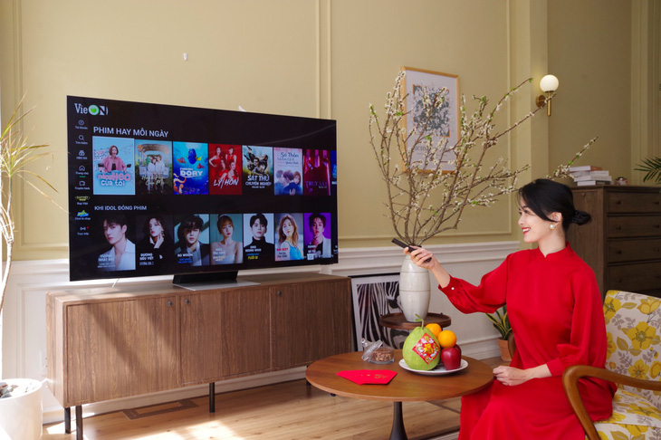 ‘Chơi Tết’ cùng thư viện giải trí chuẩn 8K đầu tiên của TV Samsung - Ảnh 2.