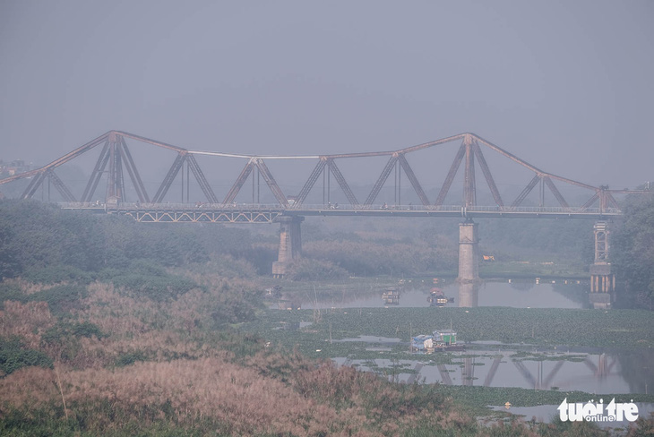 TP.HCM, Hà Nội sương mù từ sáng tới trưa - Ảnh 7.