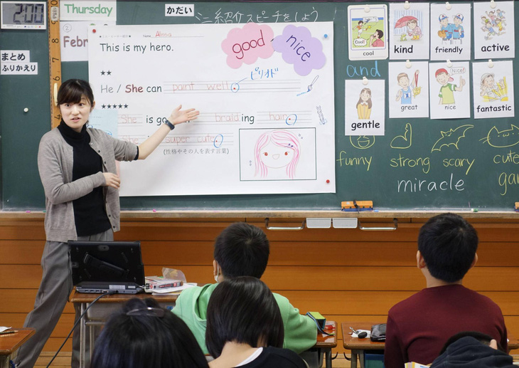 Nhật Bản đau đầu việc học sinh không thạo tiếng Anh dù học nhiều năm - Ảnh 1.