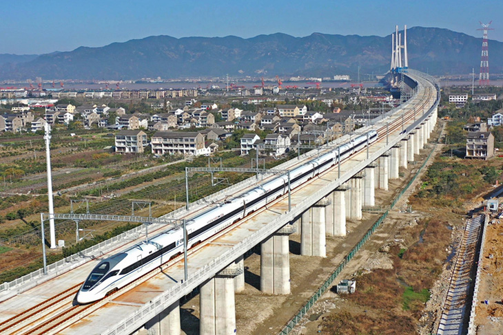 Trung Quốc có đường sắt cao tốc đầu tiên hợp tác công - tư - Ảnh 1.