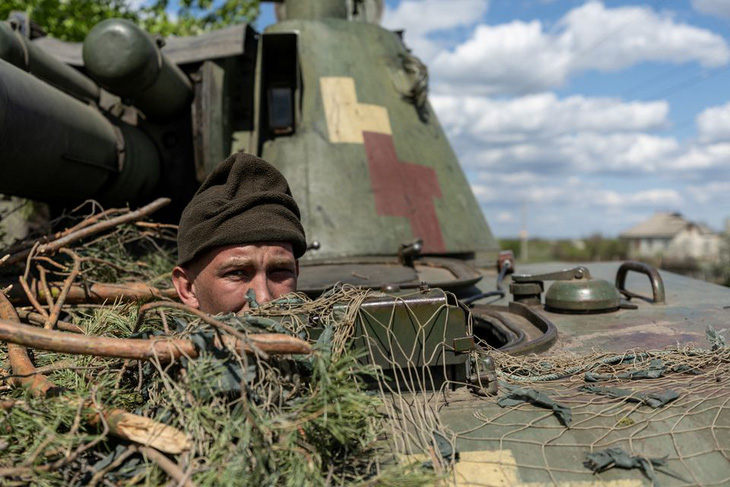 Gần 5.000 quân Nga đang bị lực lượng Ukraine bao vây gần thành phố Lyman - Ảnh 1.