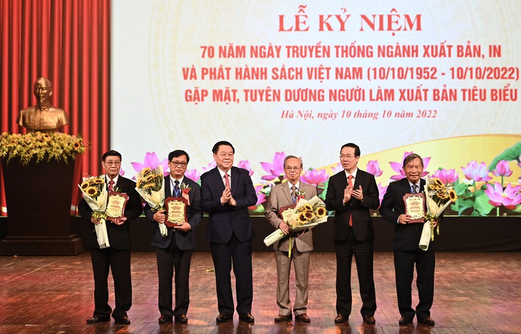 ‘Các nhà xuất bản phải dũng cảm từ chối những bản thảo tầm thường’ - Ảnh 2.