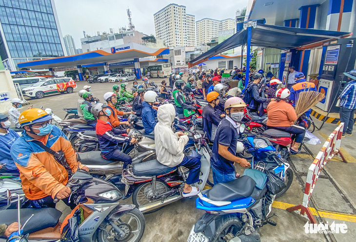 Cây xăng đóng cửa diện rộng: Liên bộ Công Thương - Tài chính đã làm hết trách nhiệm chưa? - Ảnh 1.