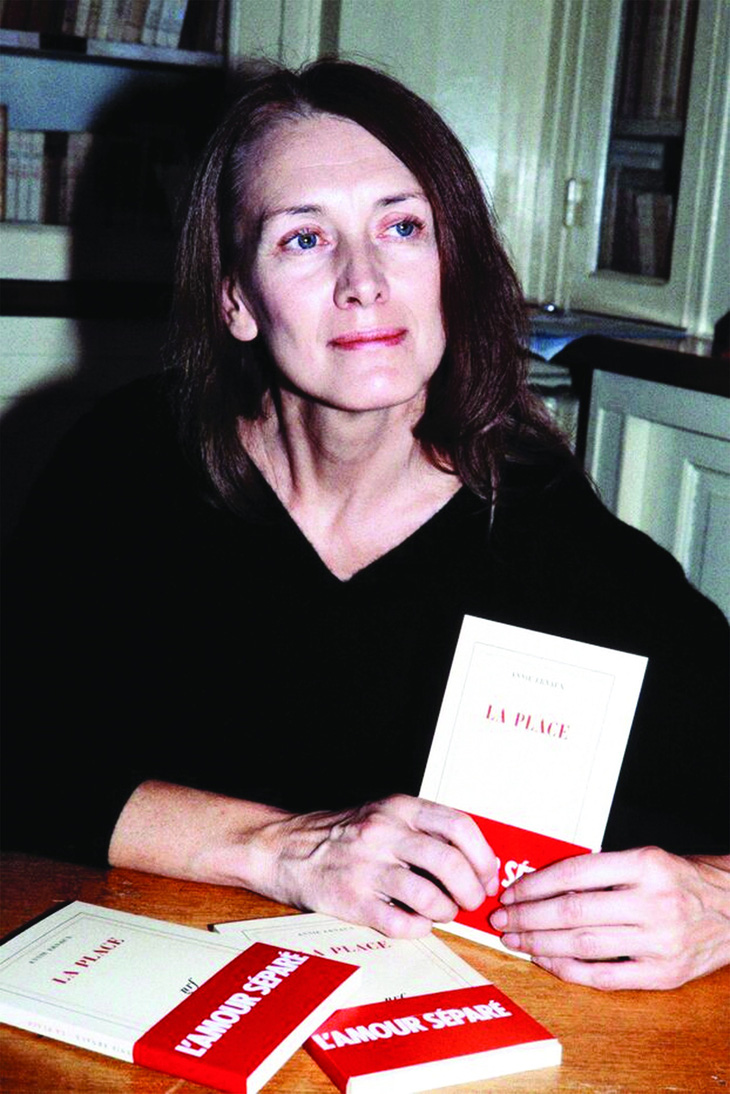 Nobel Văn chương 2022: Annie Ernaux - Viết như một lưỡi dao - Ảnh 2.