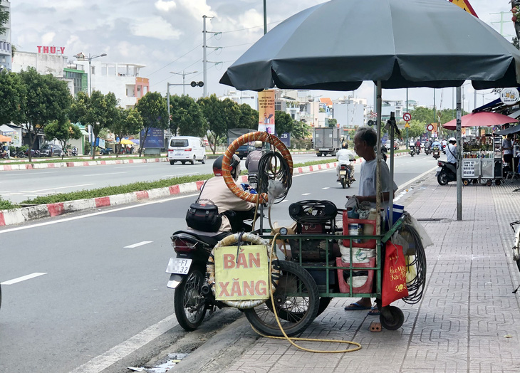 Ổn định thị trường xăng dầu: Cần tháo gỡ khó khăn cho doanh nghiệp - Ảnh 3.