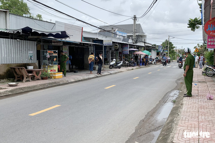 Bắt nghi phạm trong vụ nổ súng trên đường làm 1 người chết, 1 người bị thương - Ảnh 2.